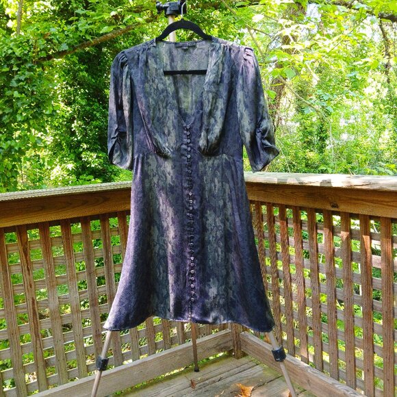 AllSaints Jungle Greens Snakeprint VNeck Button Down Mini Dress  Sz4 - Picture 1 of 11
